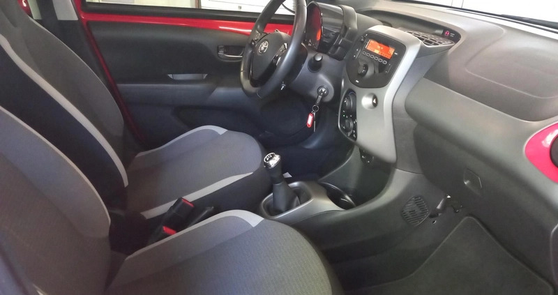 Toyota Aygo cena 46900 przebieg: 59850, rok produkcji 2021 z Szamocin małe 191